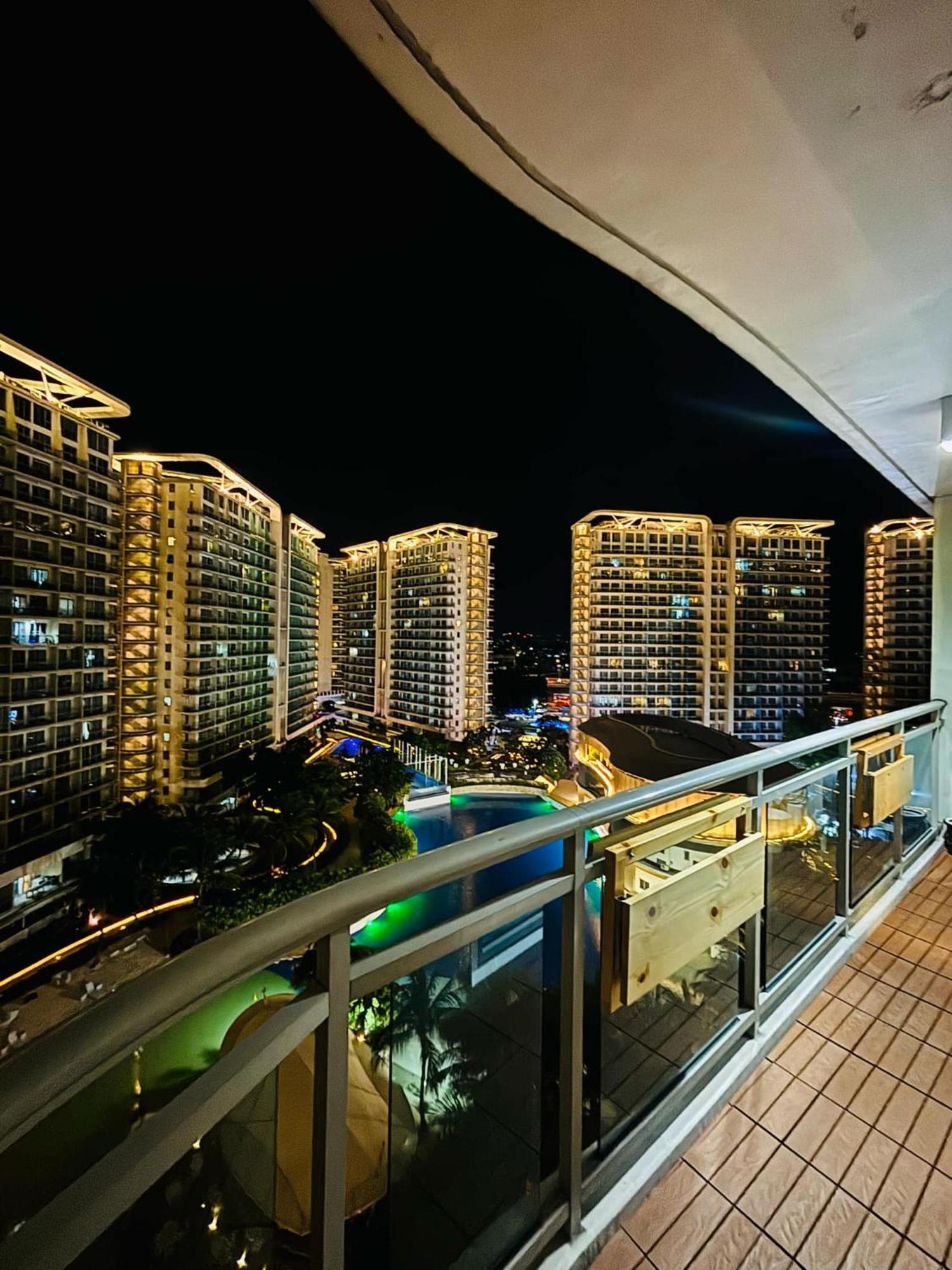 Holiday Escape Philippines Manila Exterior foto